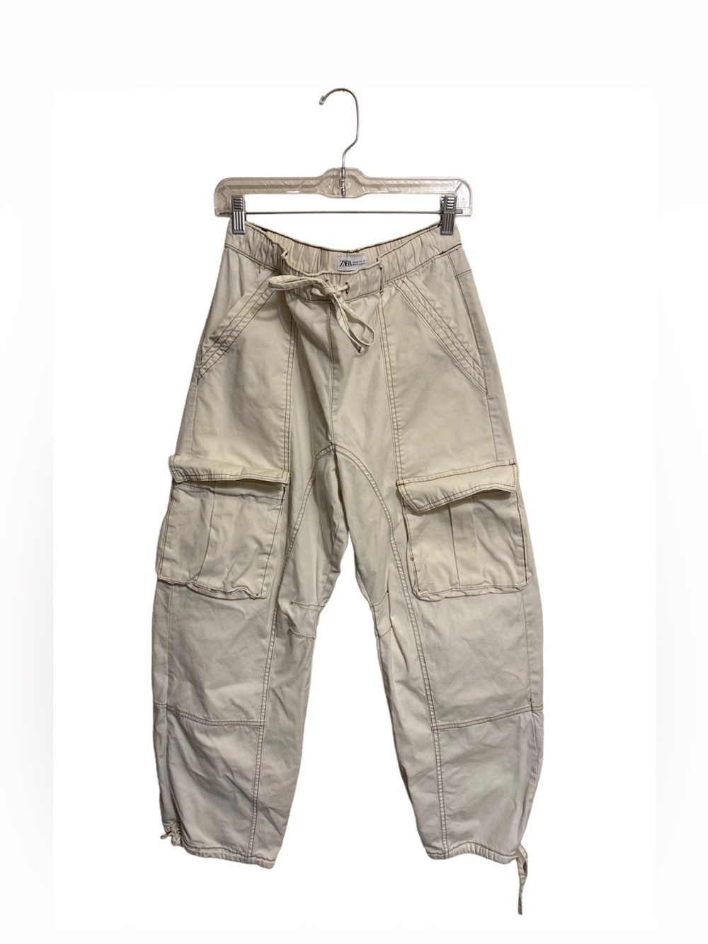 Zara Barrel Leg Cargo Pants- Size 6